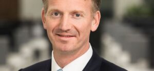 Custodians cannot afford two worlds for traditional and digital assets
